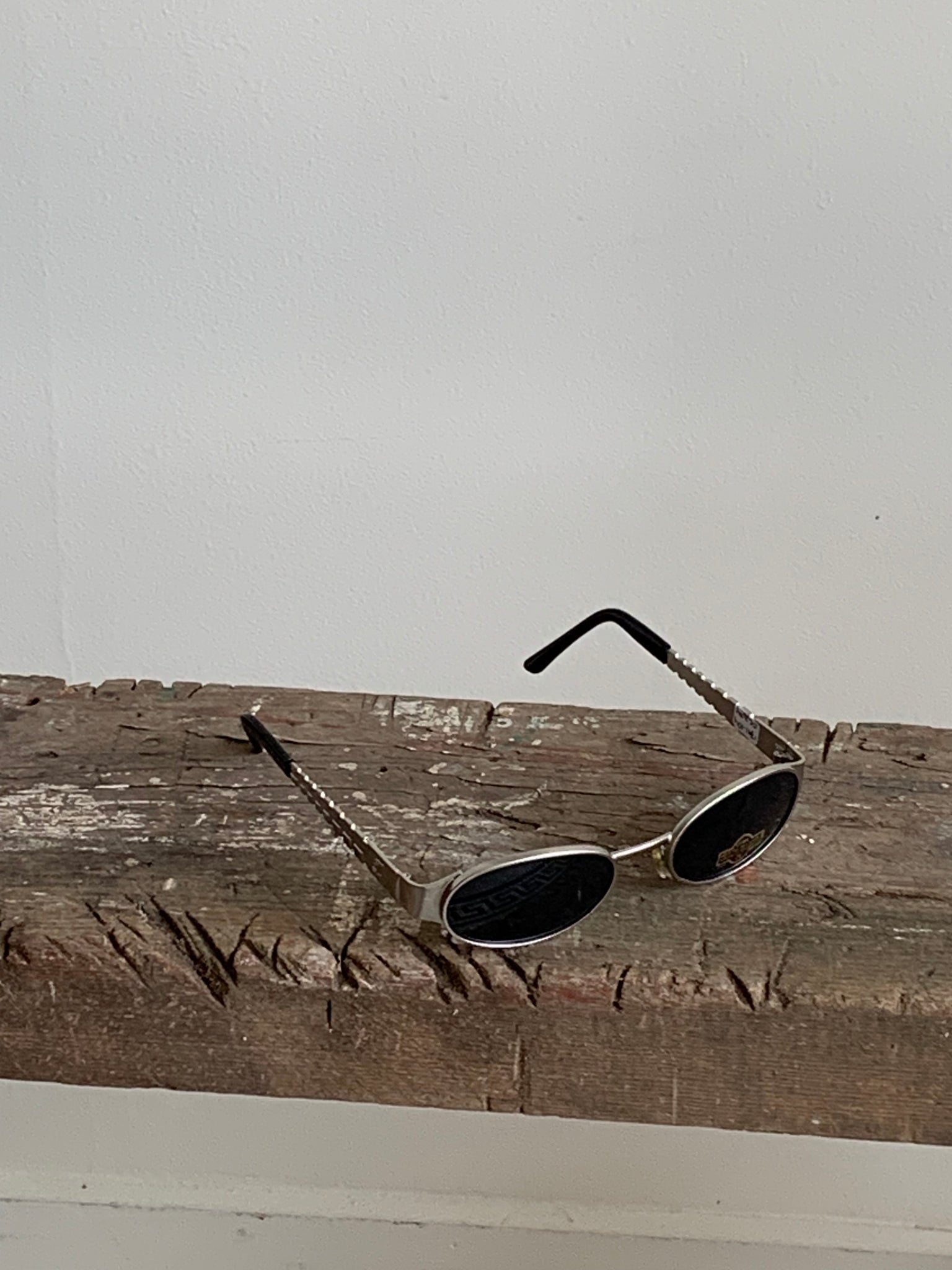 00s silver rounded sunglasses