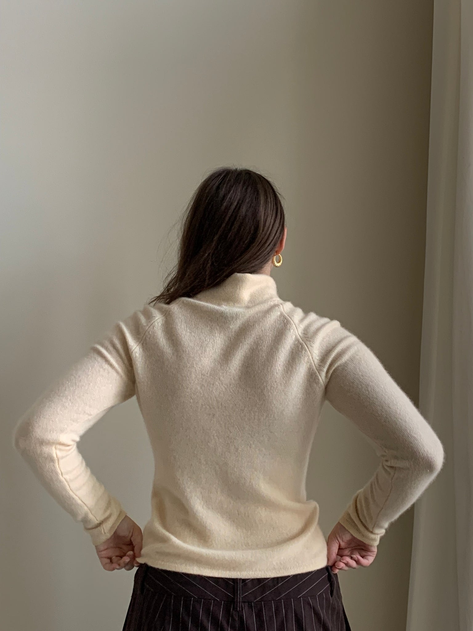 Cream cashmere vintage sweater