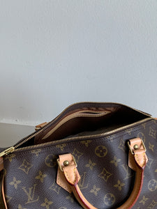 1980s Louis Vuitton Speedy 30 handbag