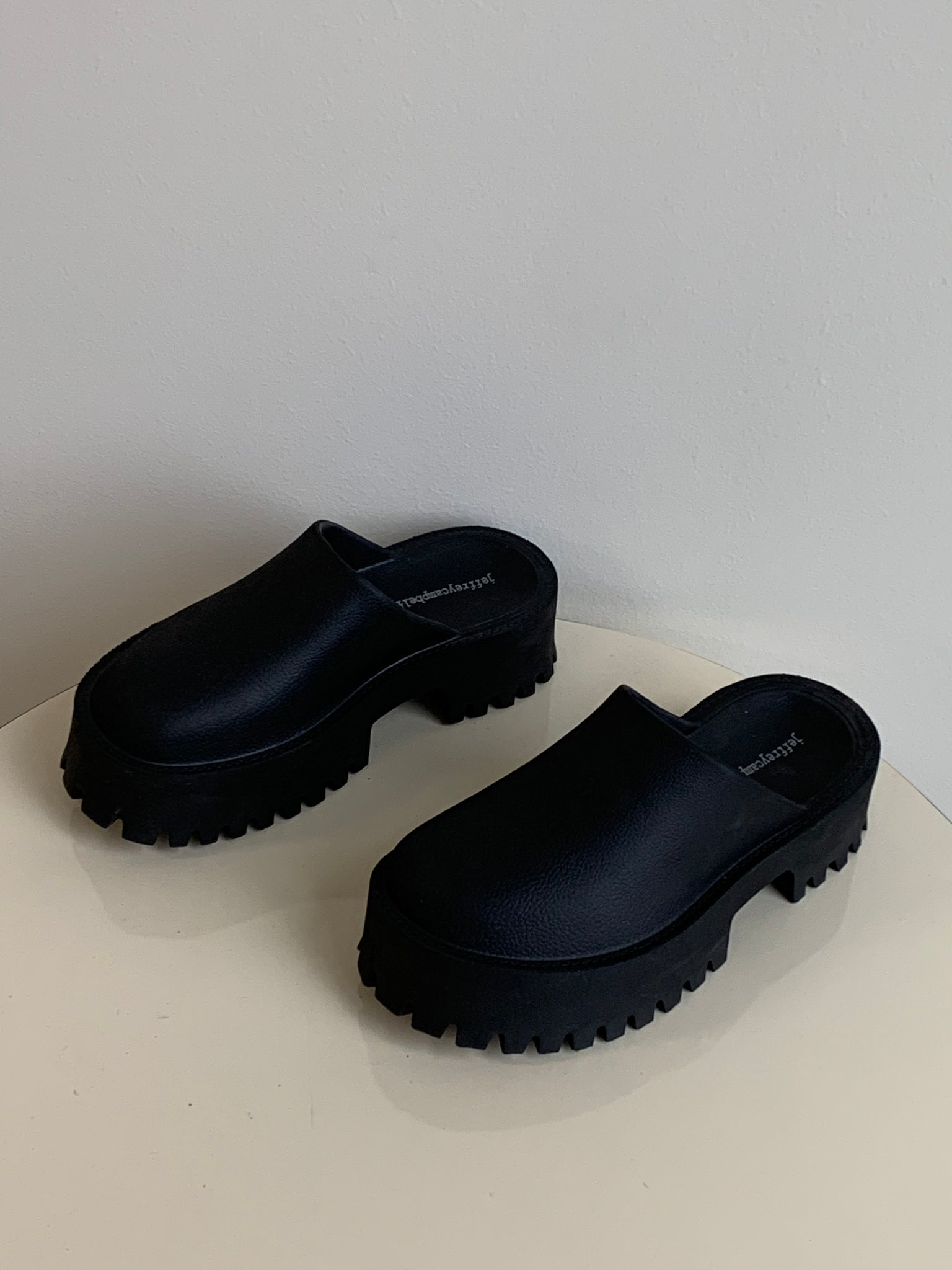 platform foam clogs