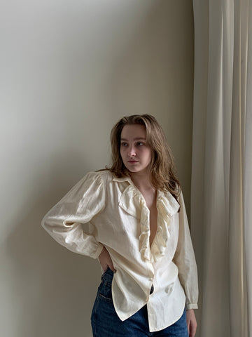 Linen ruffle blouse