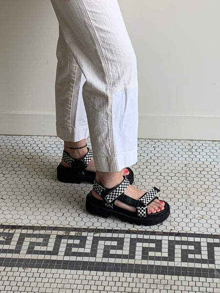 LÄST checkered sandals